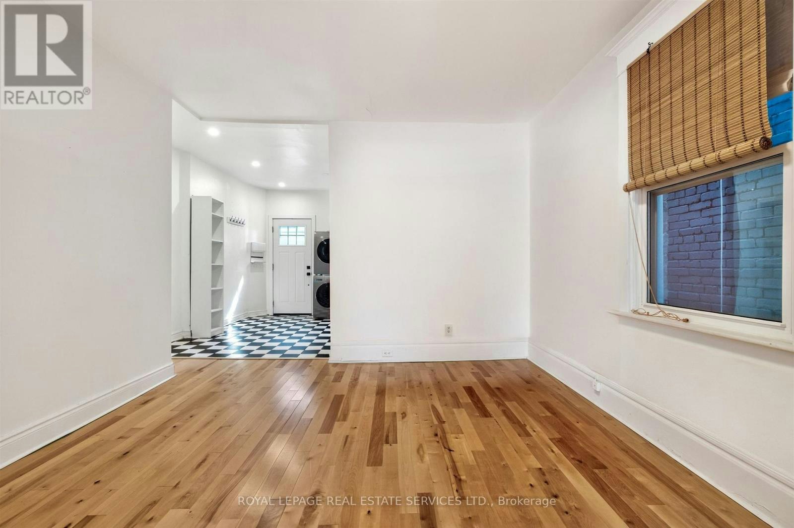 2-673 Woodbine Avenue, Toronto, ON, M4E 2J3 - 10