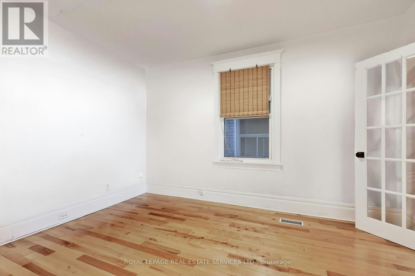 2-673 Woodbine Avenue, Toronto, ON, M4E 2J3 - 13