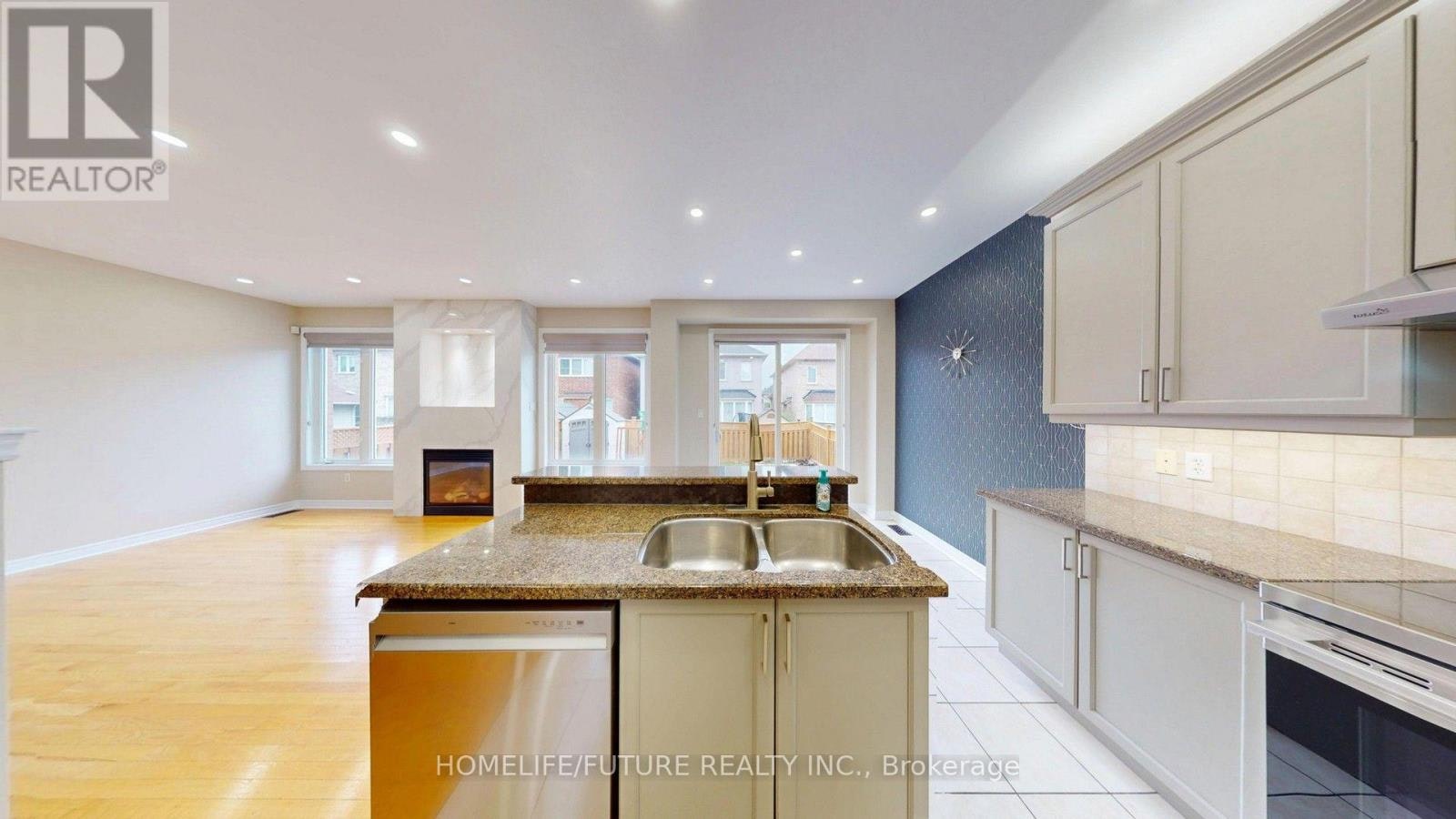 15 Ada Gardens, Markham, ON, L6B 0G2 - 11