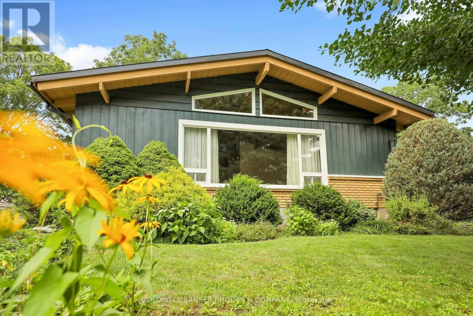 359 Mountbatten Avenue, Ottawa, ON, K1H 5W2 - 4