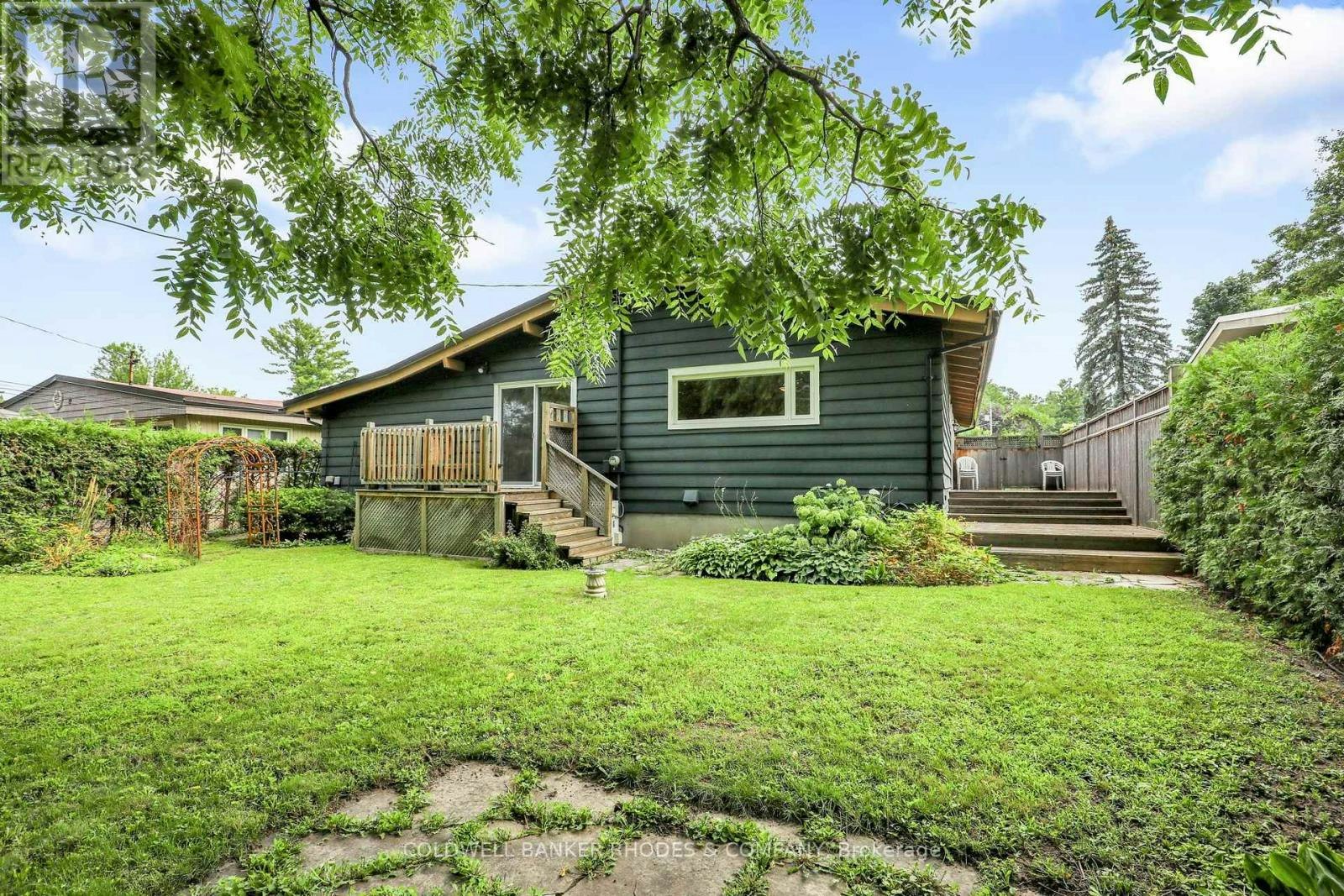 359 Mountbatten Avenue, Ottawa, ON, K1H 5W2 - 40