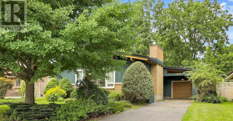 359 Mountbatten Avenue, Ottawa, ON, K1H 5W2 - 2