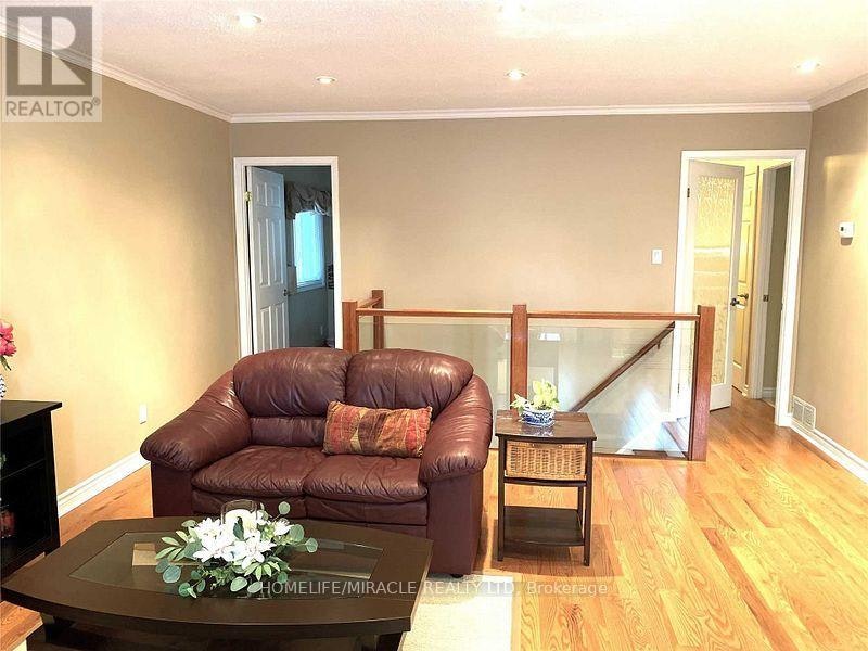 46 Alpha Mills Road, Mississauga, ON, L5N 1H6 - 7