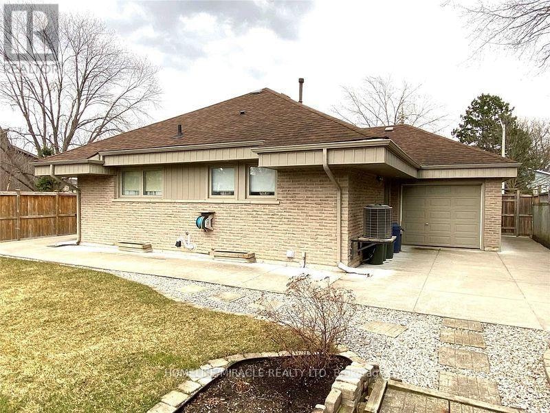 46 Alpha Mills Road, Mississauga, ON, L5N 1H6 - 2