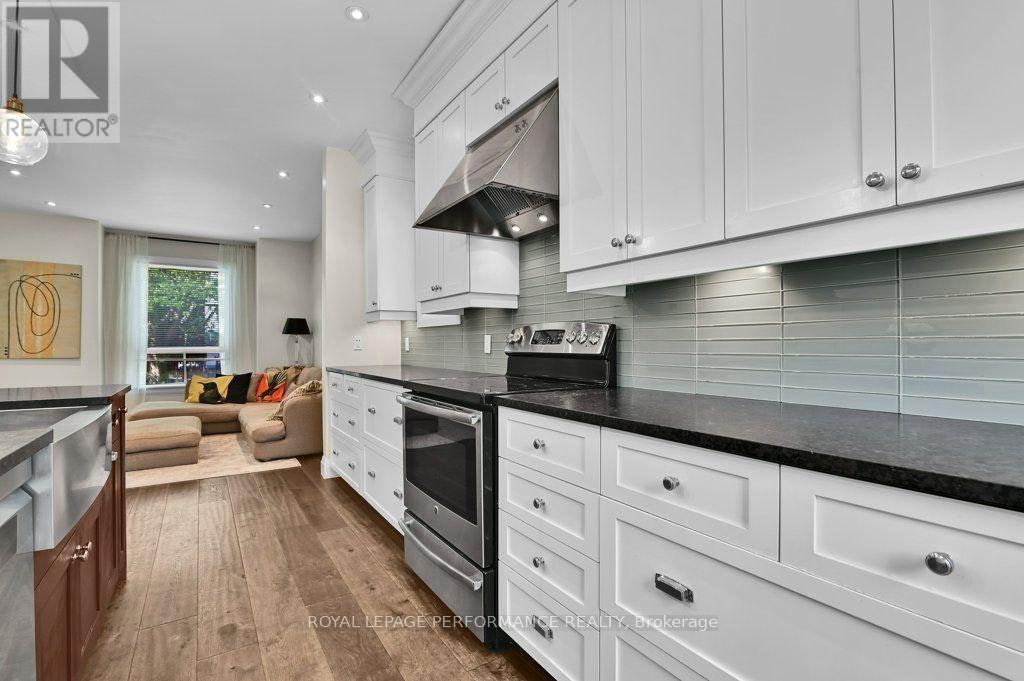 168 Stewart Street W, Ottawa, ON, K1N 6J9 - 12