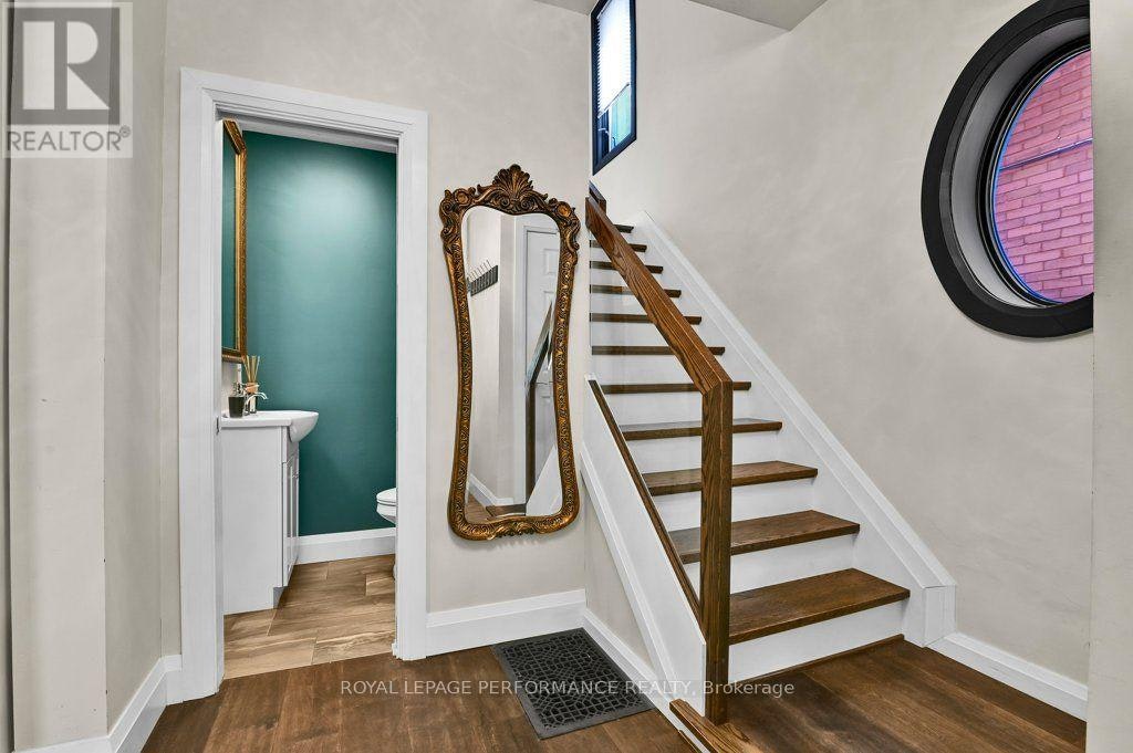 168 Stewart Street W, Ottawa, ON, K1N 6J9 - 5