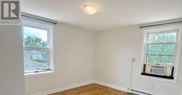211 Hannah Street, Ottawa, ON, K1L 7M6 - 16