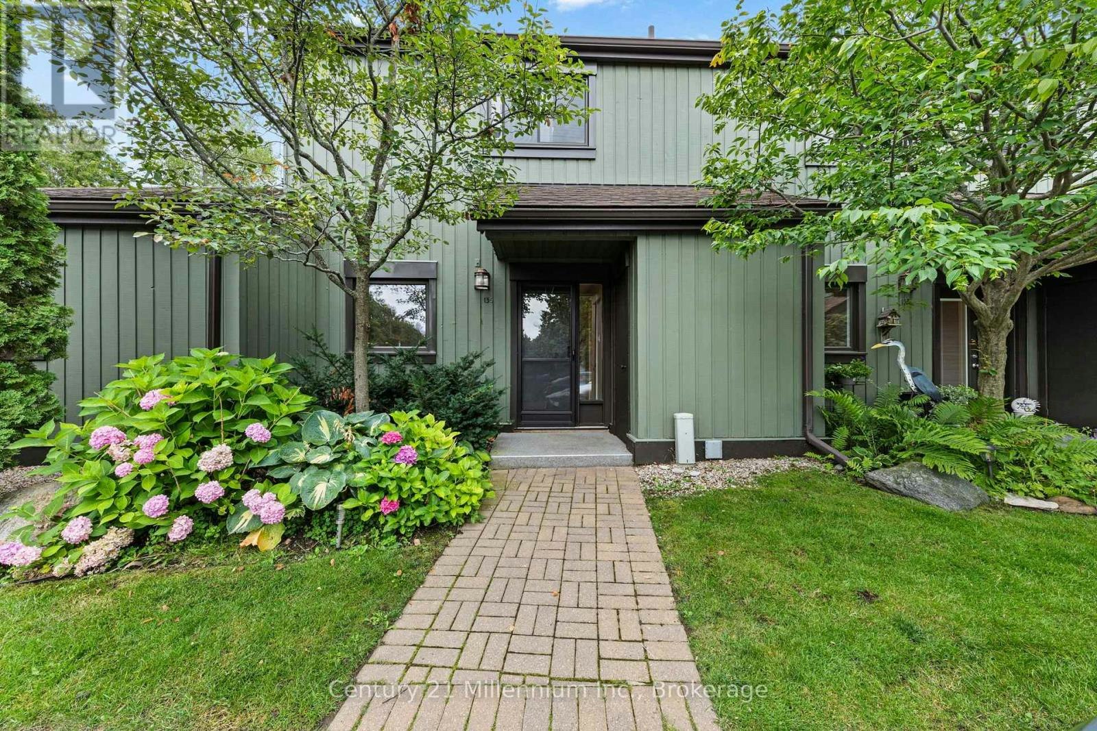 156 Escarpment Crescent, Collingwood, ON, L9Y 5B4