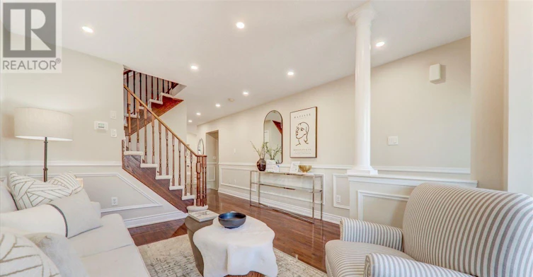 16 Barden Crescent, Ajax, ON, L1Z 2A8 - 2
