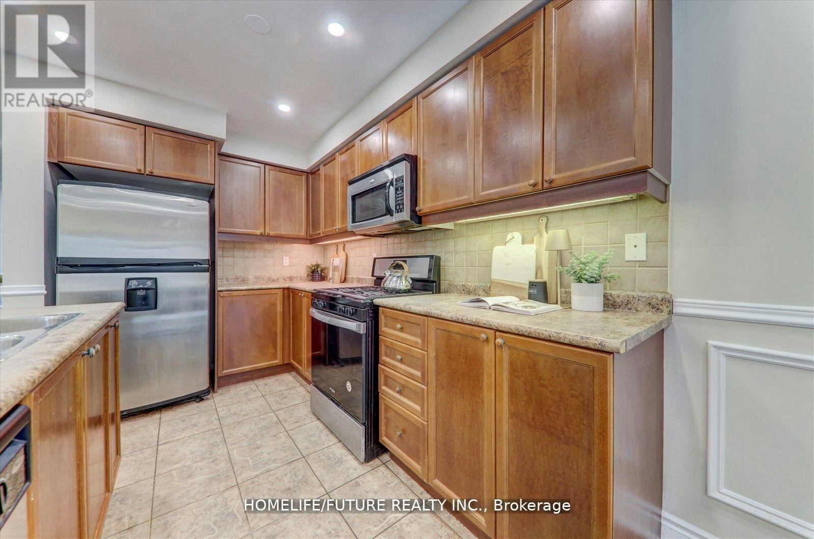 16 Barden Crescent, Ajax, ON, L1Z 2A8 - 4