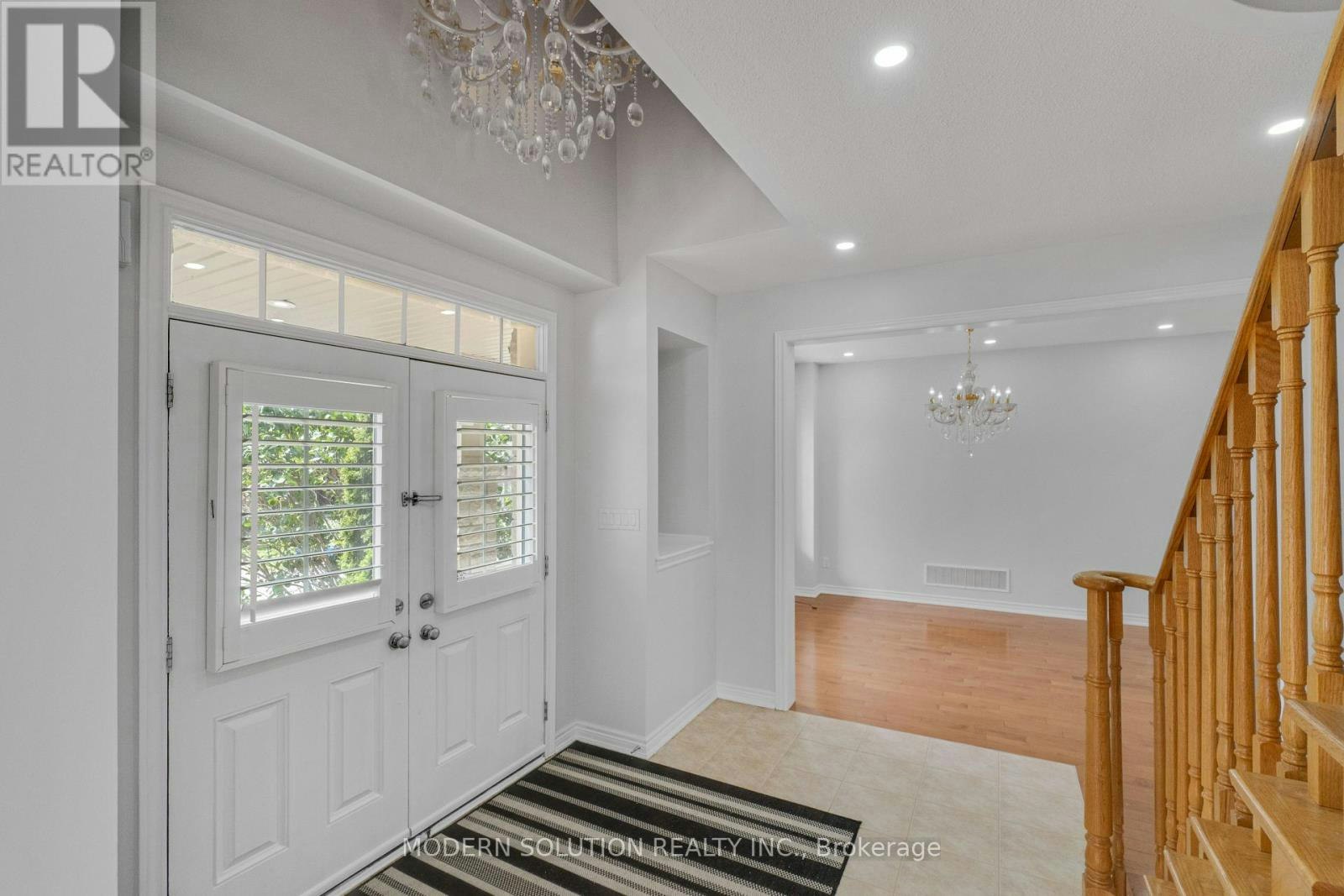 4 Overhold Crescent, Richmond Hill, ON, L4E 0L4 - 5