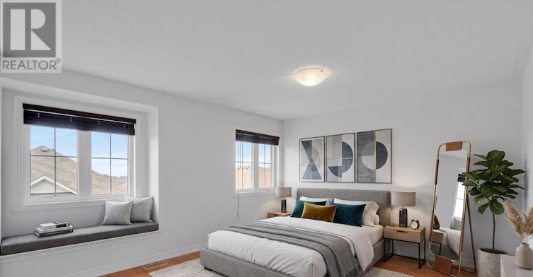 4 Overhold Crescent, Richmond Hill, ON, L4E 0L4 - 25