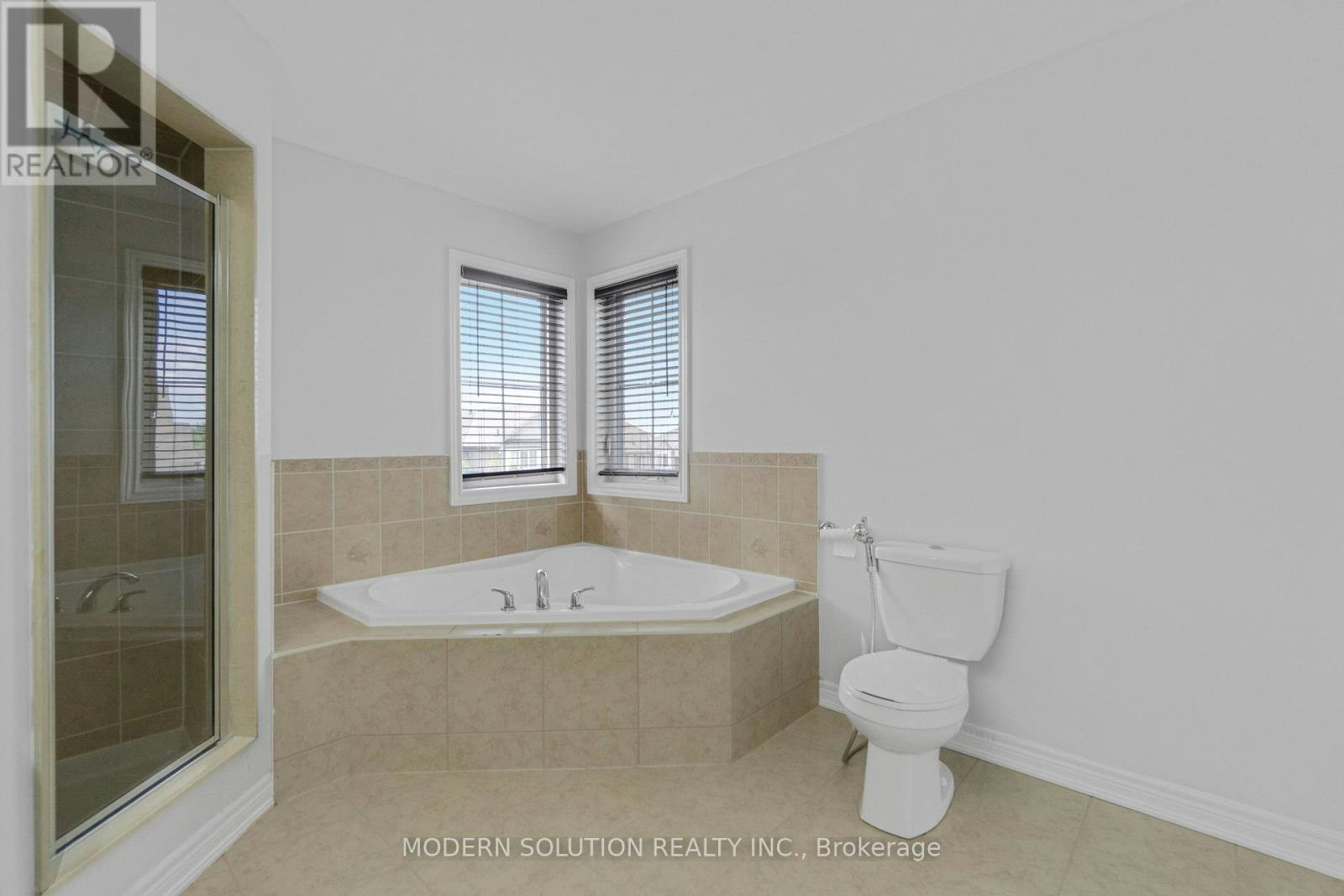 4 Overhold Crescent, Richmond Hill, ON, L4E 0L4 - 30