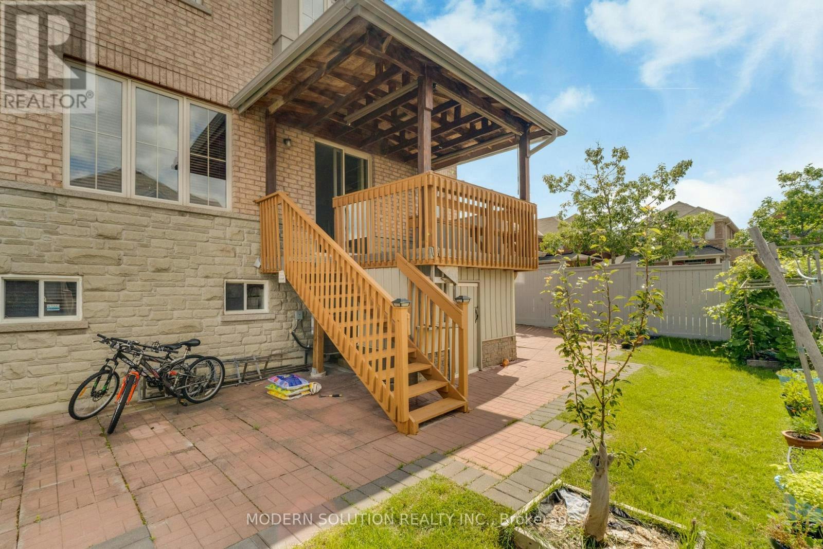 4 Overhold Crescent, Richmond Hill, ON, L4E 0L4 - 50