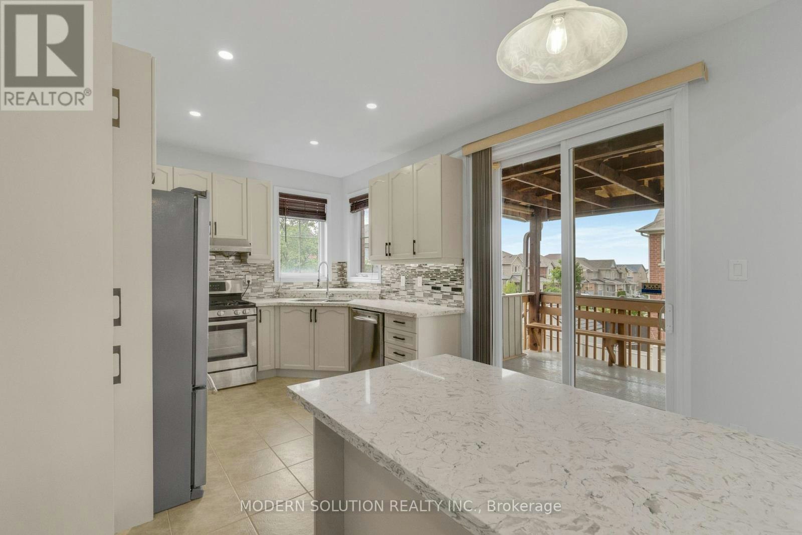 4 Overhold Crescent, Richmond Hill, ON, L4E 0L4 - 15