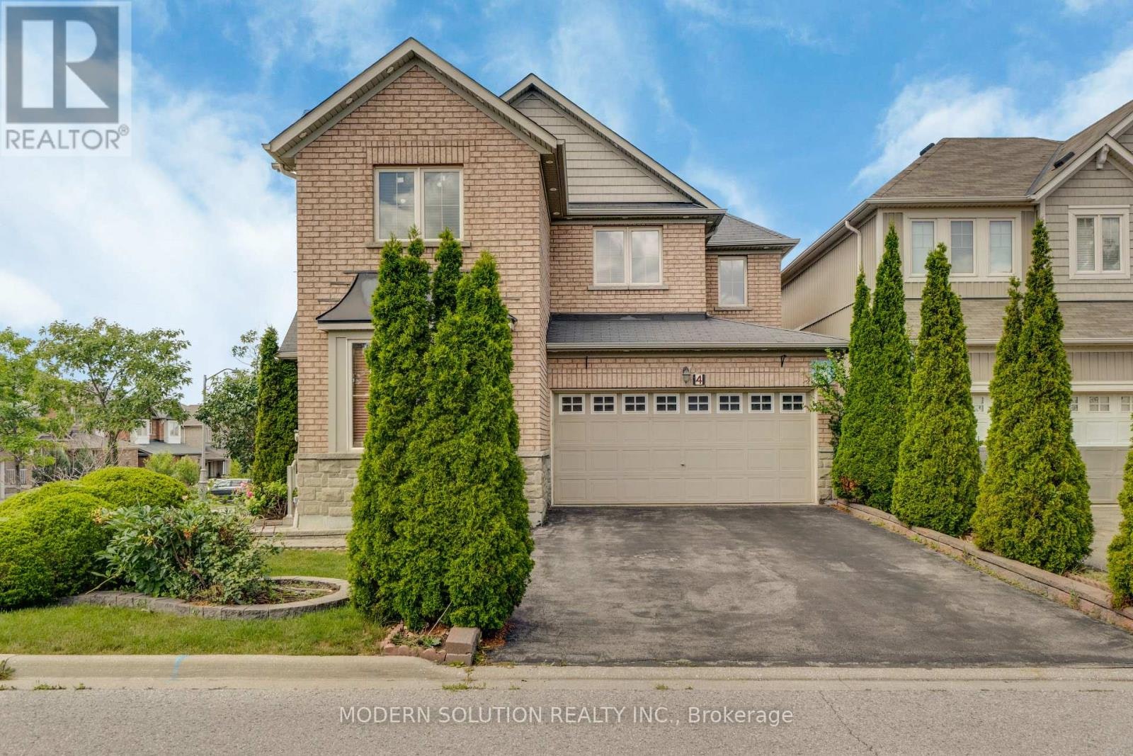 4 Overhold Crescent, Richmond Hill, ON, L4E 0L4 - 3