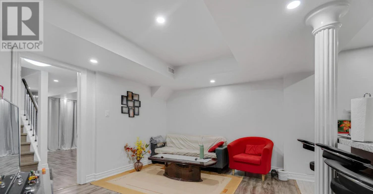 4 Overhold Crescent, Richmond Hill, ON, L4E 0L4 - 44