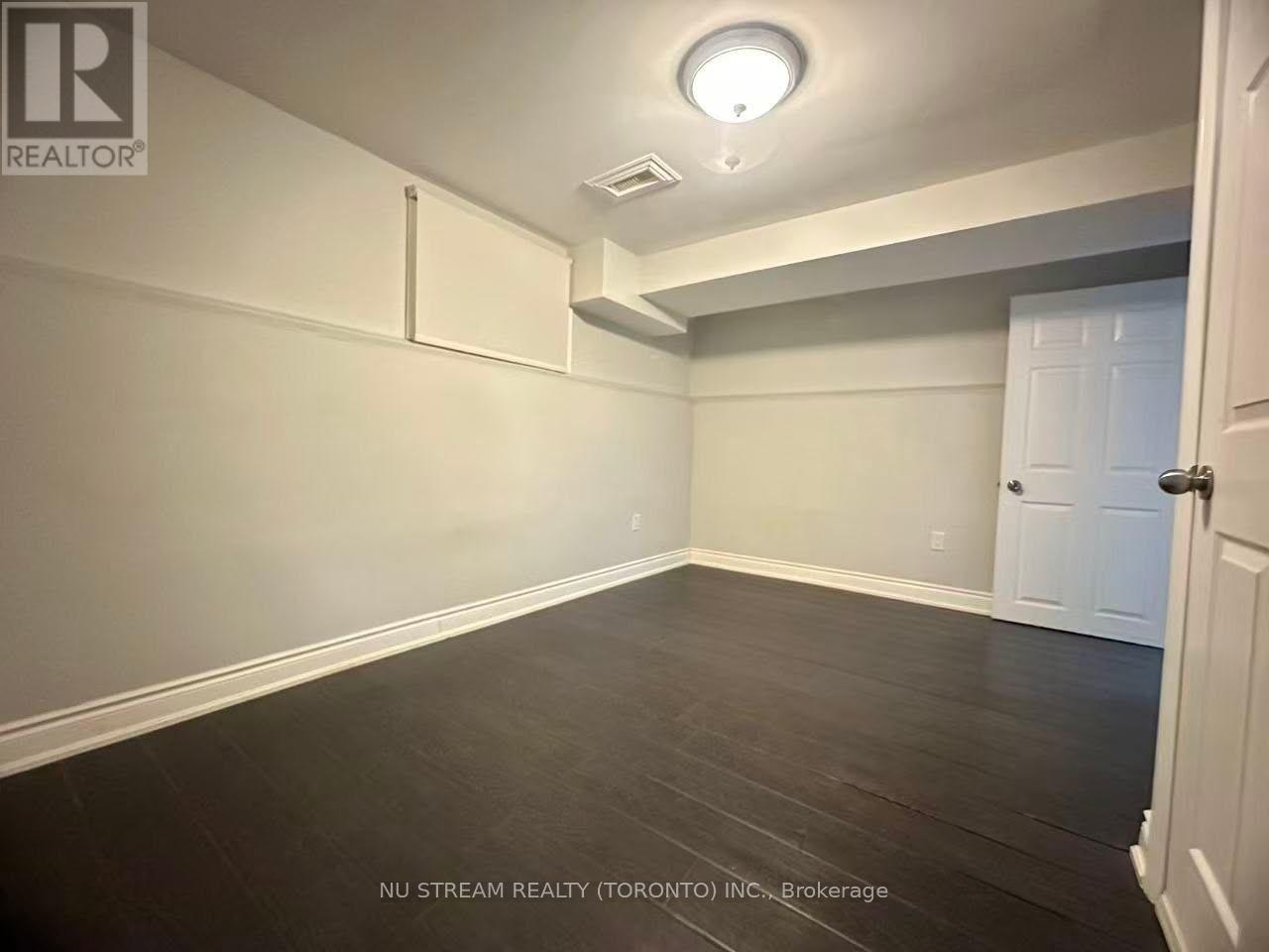 4144 Lastrada Lower Heights, Mississauga, ON, L5C 3W3 - 6