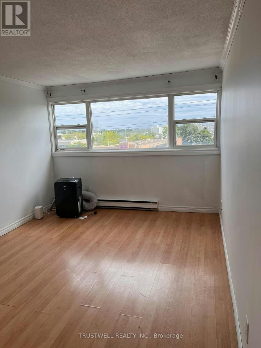 105-3040 Constitution Boulevard, Mississauga, ON, L4Y 3X7 - 17