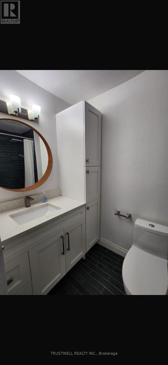 105-3040 Constitution Boulevard, Mississauga, ON, L4Y 3X7 - 3