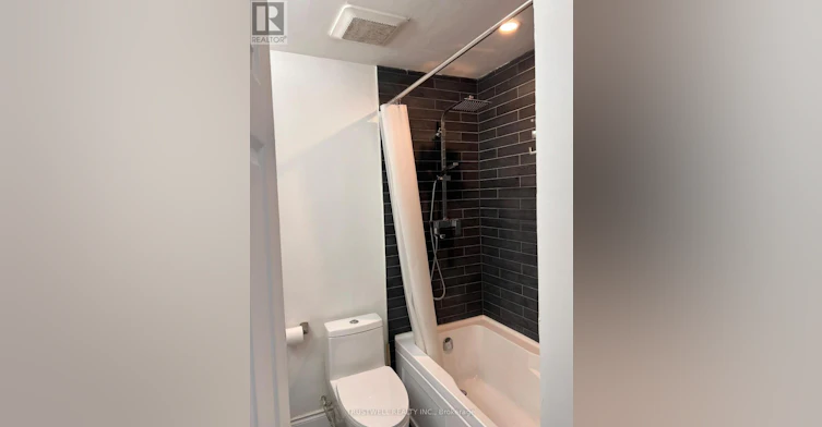105-3040 Constitution Boulevard, Mississauga, ON, L4Y 3X7 - 9