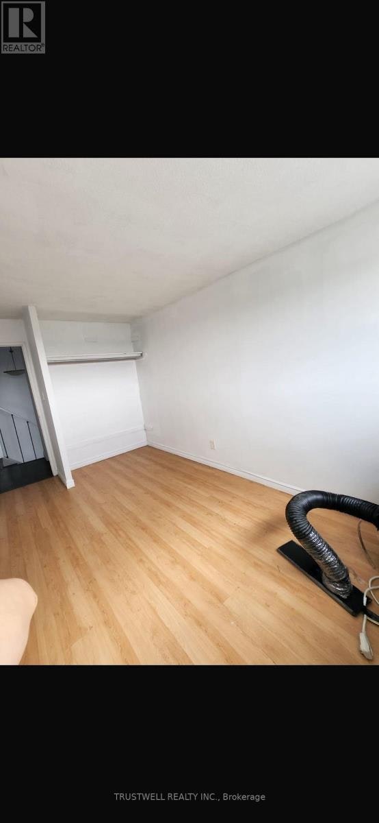105-3040 Constitution Boulevard, Mississauga, ON, L4Y 3X7 - 6