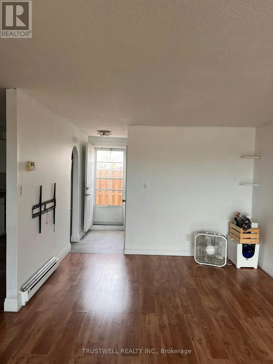 105-3040 Constitution Boulevard, Mississauga, ON, L4Y 3X7 - 13
