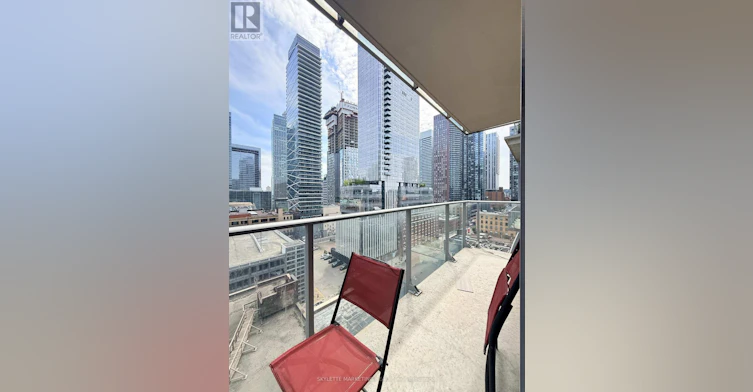 1203-126 Simcoe Street, Toronto, ON, M5H 4E6 - 26