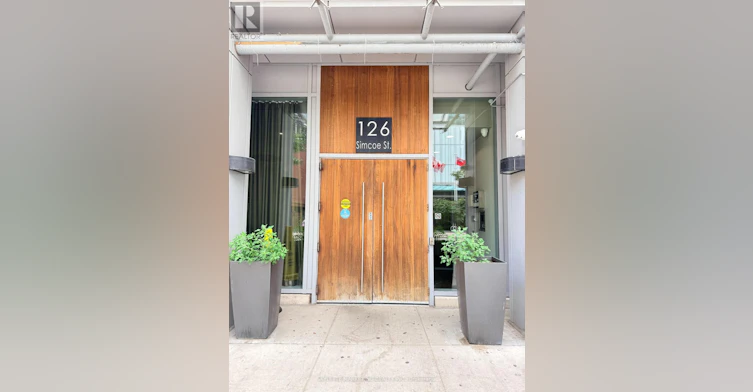 1203-126 Simcoe Street, Toronto, ON, M5H 4E6 - 2