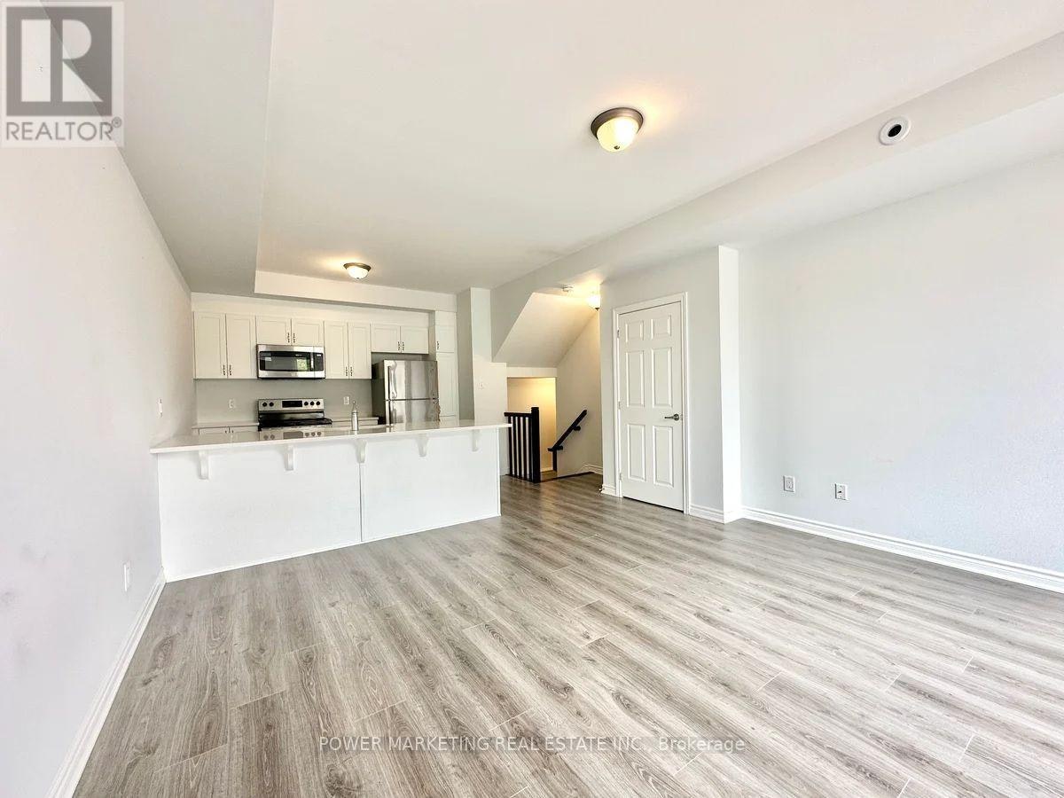 641 Makwa Private, Ottawa, ON, K1K 5A4 - 12