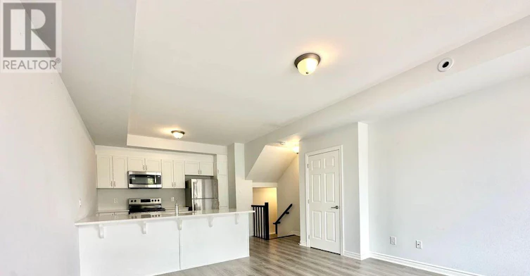 641 Makwa Private, Ottawa, ON, K1K 5A4 - 12