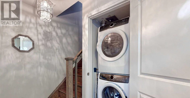 16 Caroline Carpenter Grove, Toronto, ON, M3K 0B1 - 15