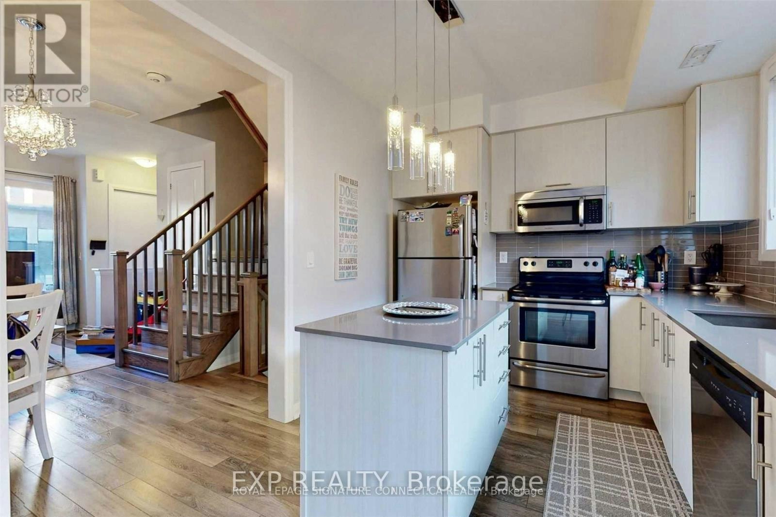 16 Caroline Carpenter Grove, Toronto, ON, M3K 0B1 - 10