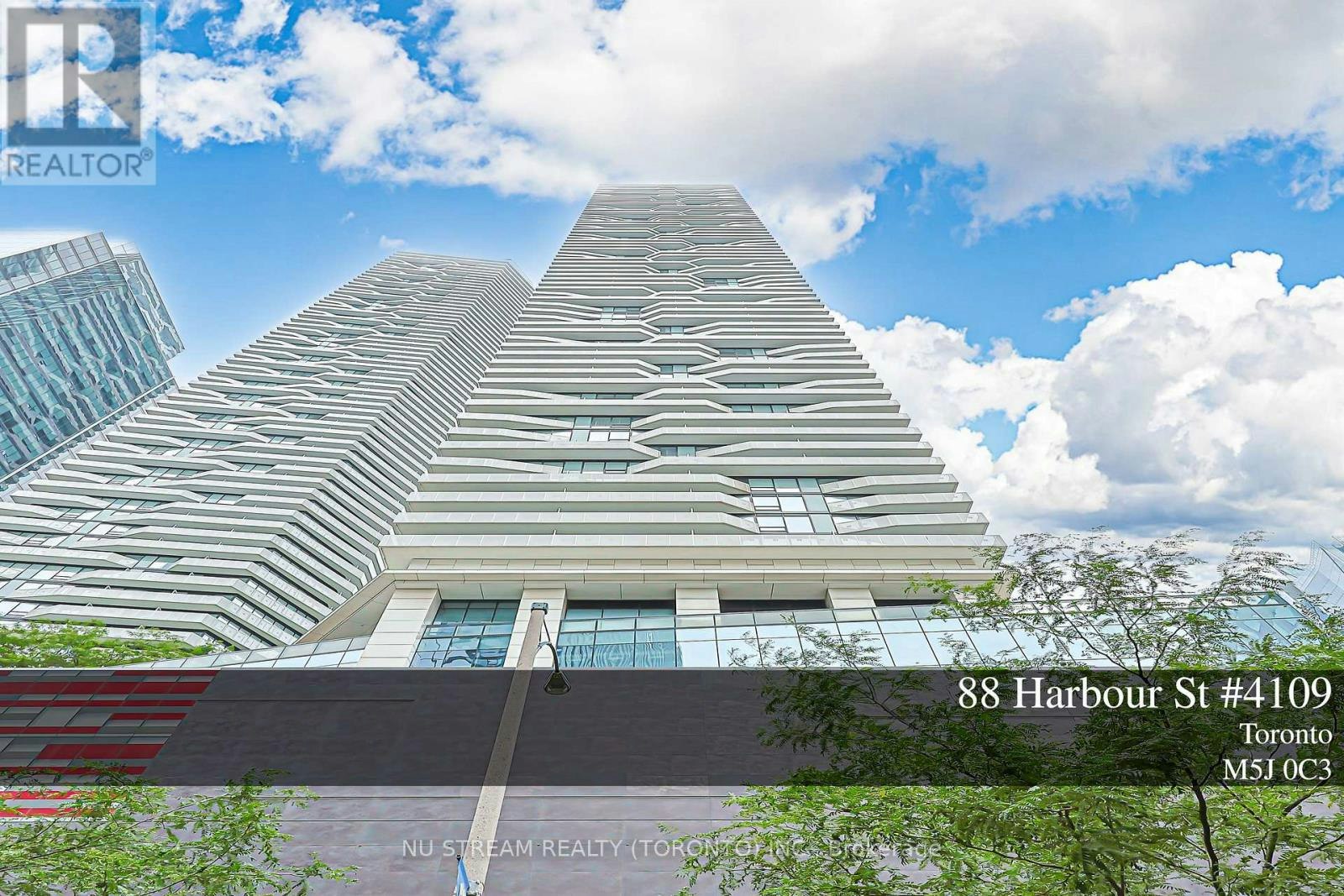 4109-88 Harbour Street, Toronto, ON, M5J 1B7