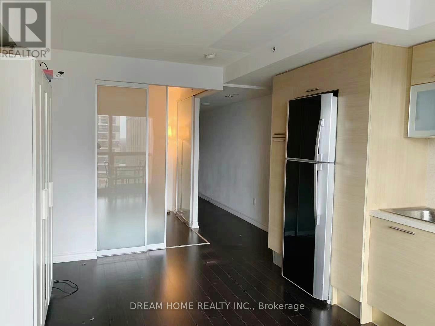 1806-386 Yonge Street, Toronto, ON, M5B 0A5 - 5