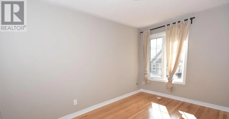 327 Doak Lane, Newmarket, ON, L3Y 0A7 - 13