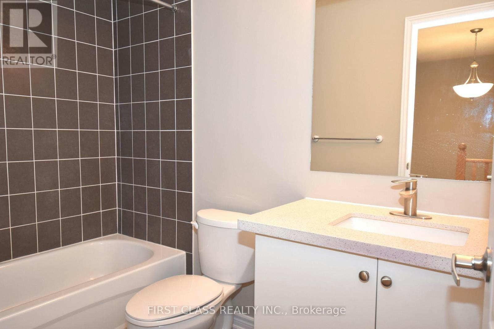 327 Doak Lane, Newmarket, ON, L3Y 0A7 - 15
