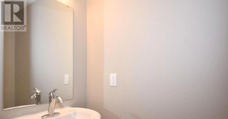 327 Doak Lane, Newmarket, ON, L3Y 0A7 - 4