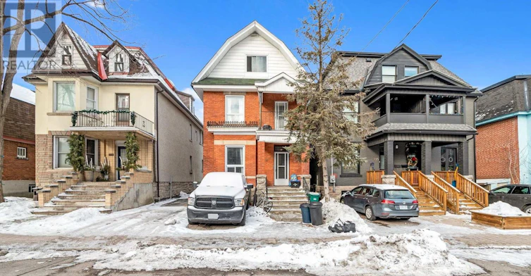 2-277 Arlington Avenue, Ottawa, ON, M6C 2Z6