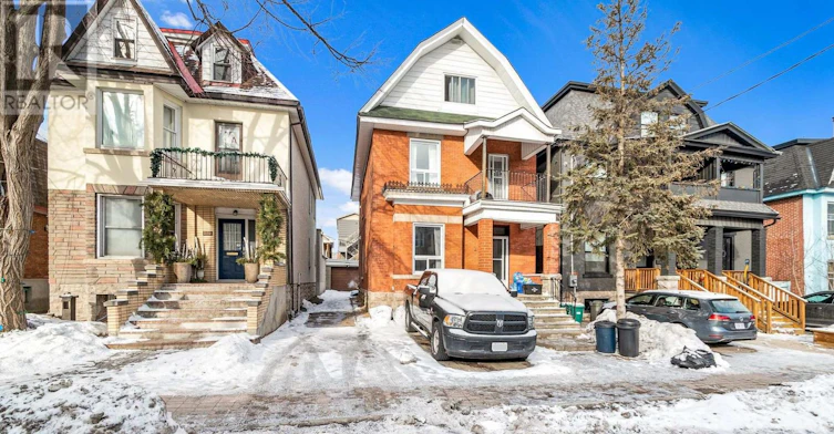 2-277 Arlington Avenue, Ottawa, ON, M6C 2Z6 - 2