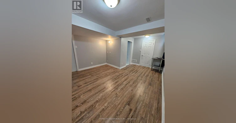 LOWER-596 Skinner Avenue, Newmarket, ON, L3X 2A8 - 4