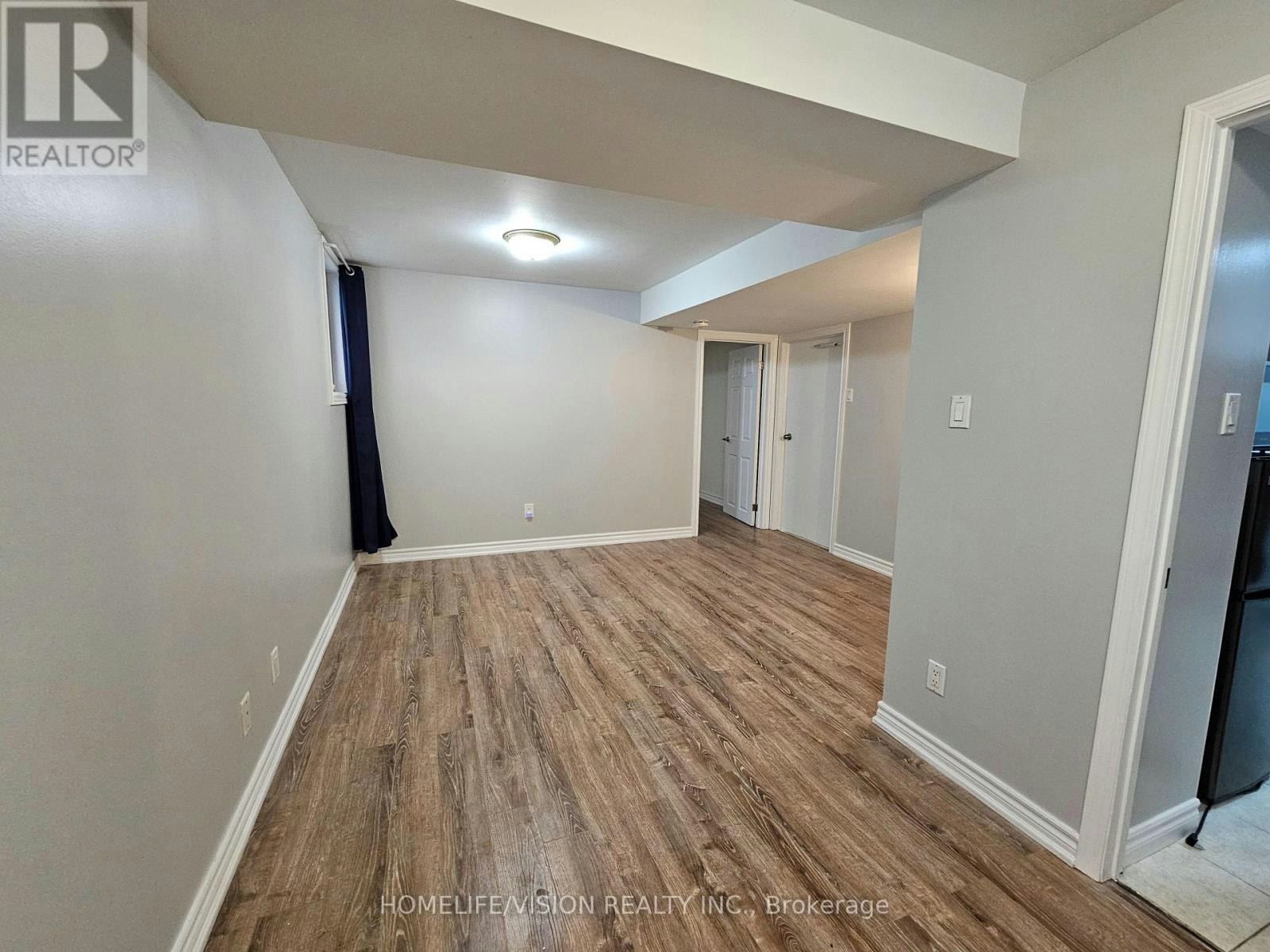 LOWER-596 Skinner Avenue, Newmarket, ON, L3X 2A8 - 6