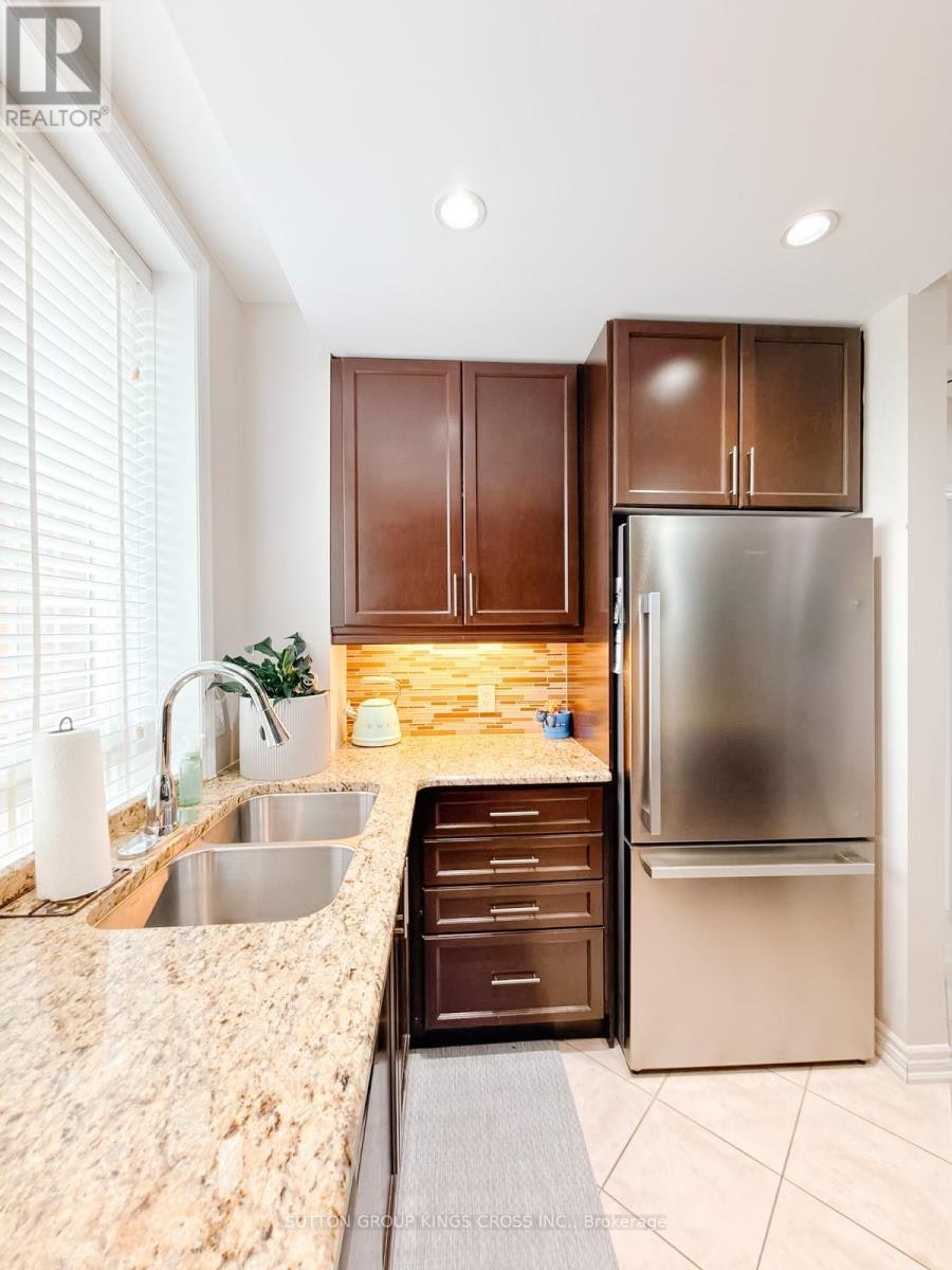 320-5327 Upper Middle Road, Burlington, ON, L7L 0E9 - 13