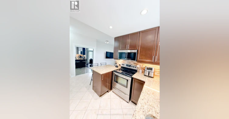 320-5327 Upper Middle Road, Burlington, ON, L7L 0E9 - 11