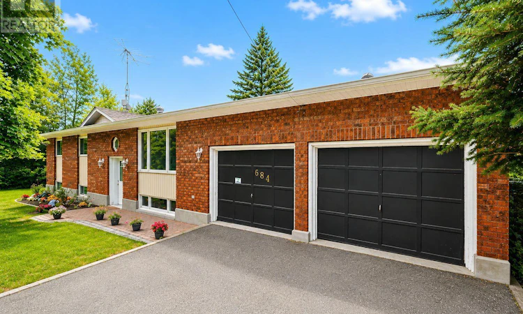 684 County 44 Road Road