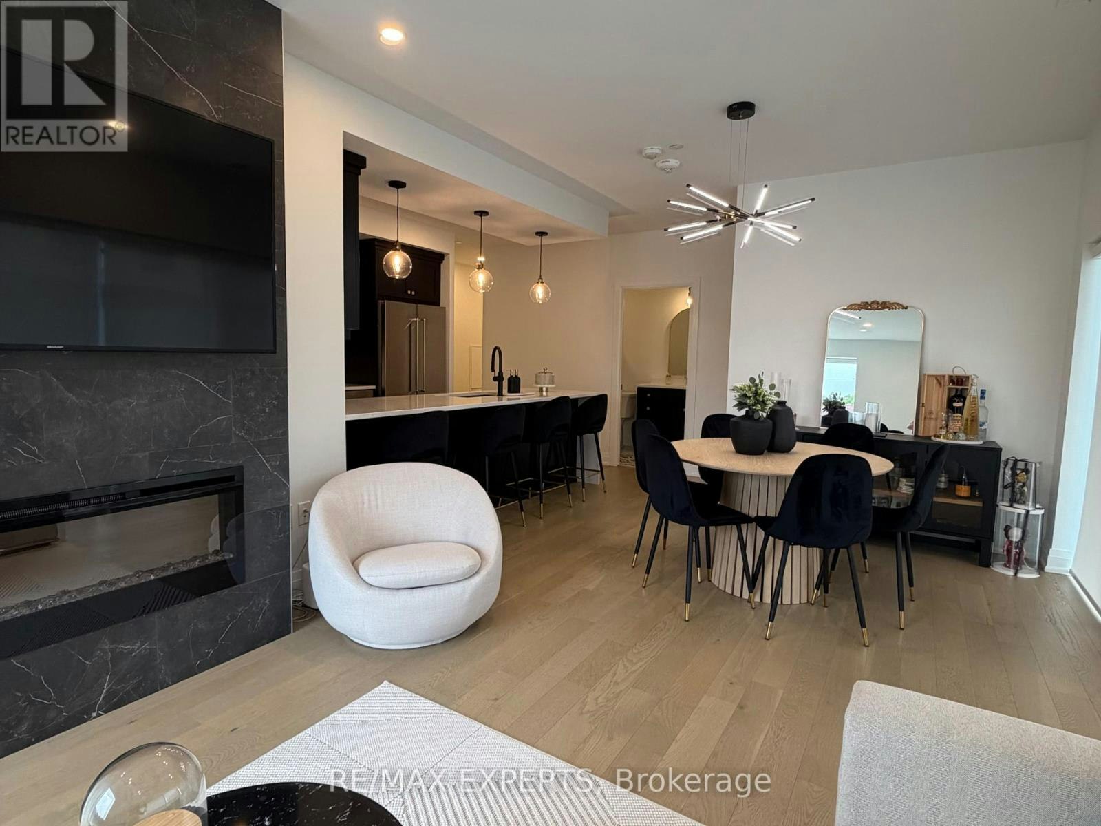 210-71 Wyndham Street S, Guelph, ON, N1E 5R3 - 9