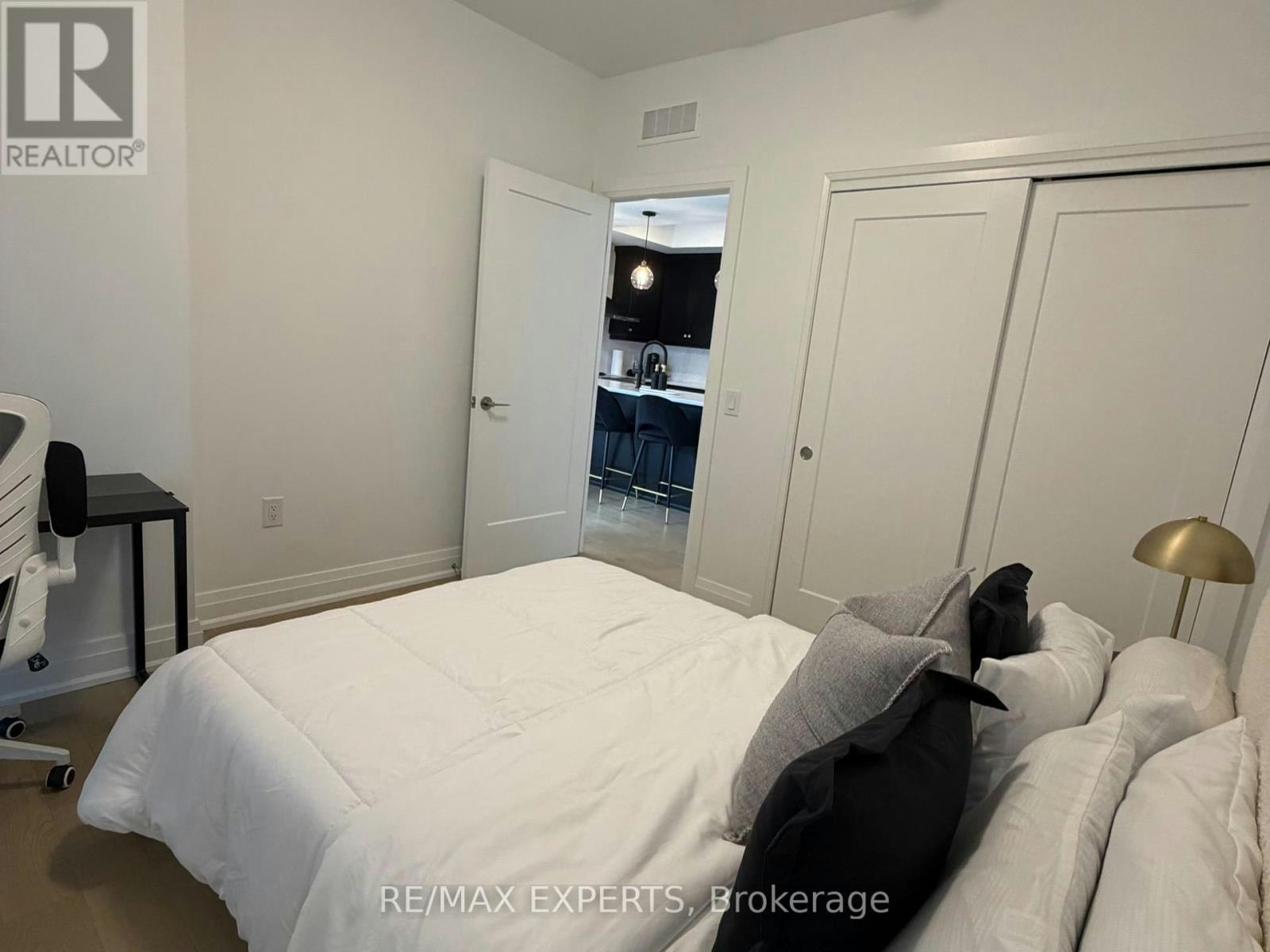 210-71 Wyndham Street S, Guelph, ON, N1E 5R3 - 20