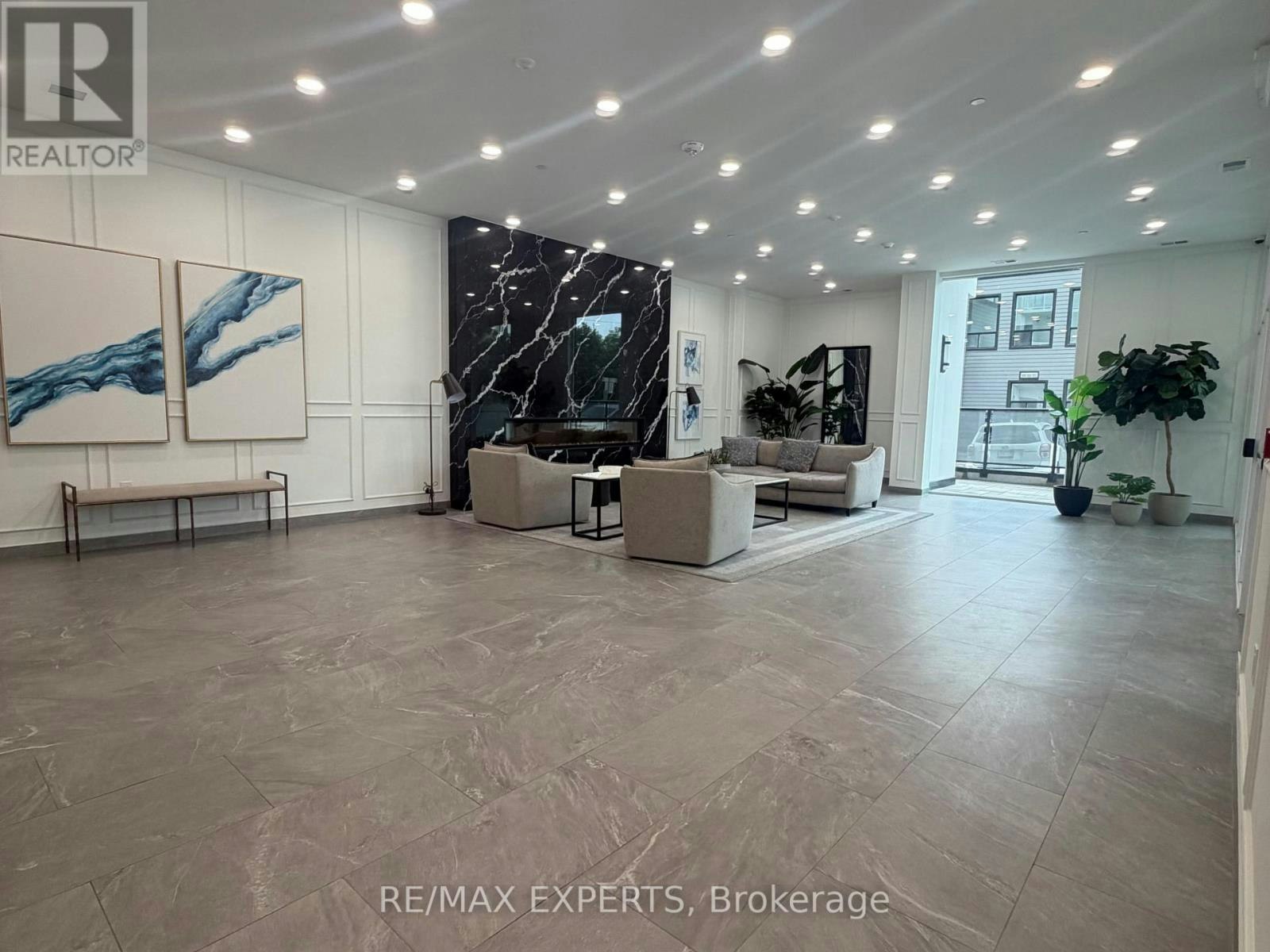 210-71 Wyndham Street S, Guelph, ON, N1E 5R3 - 2