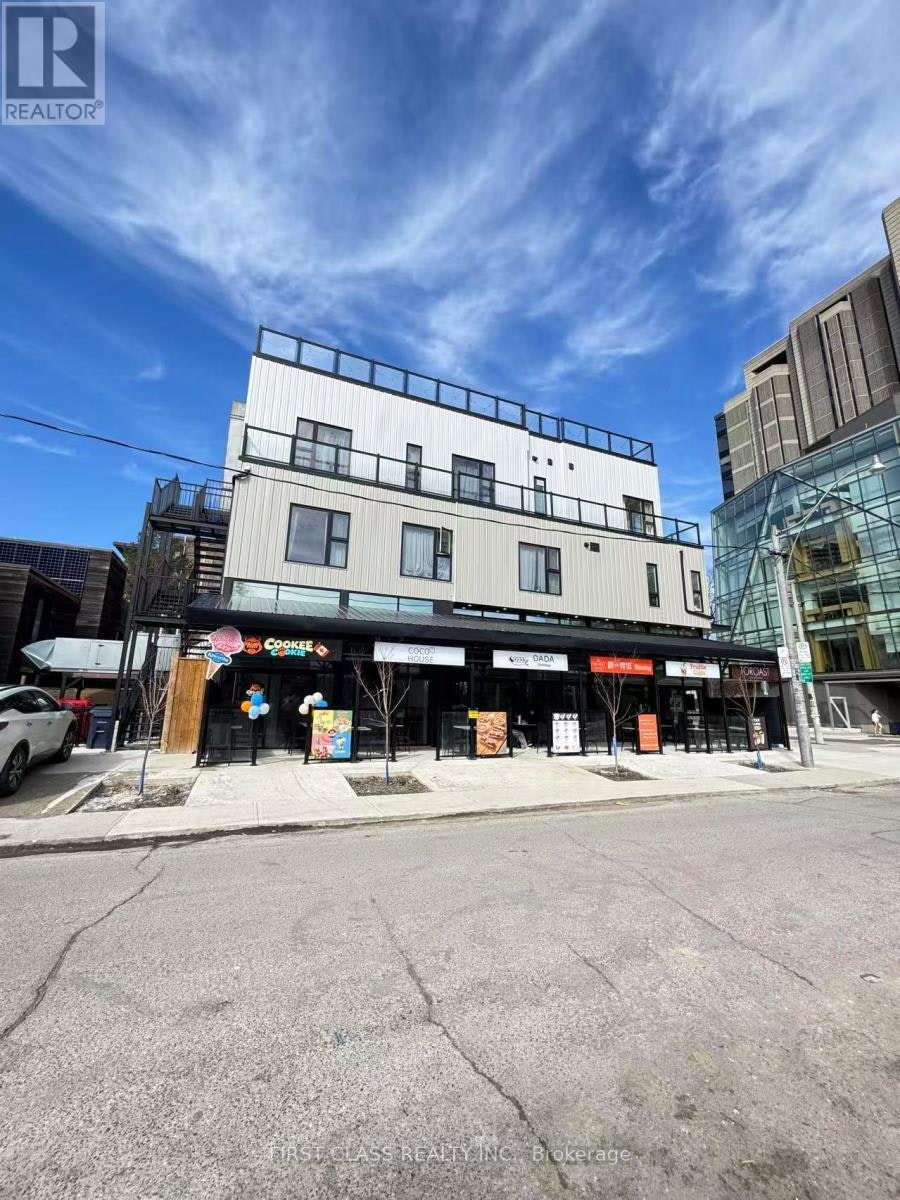 205-364 Huron Street, Toronto, ON, M5S 2G4