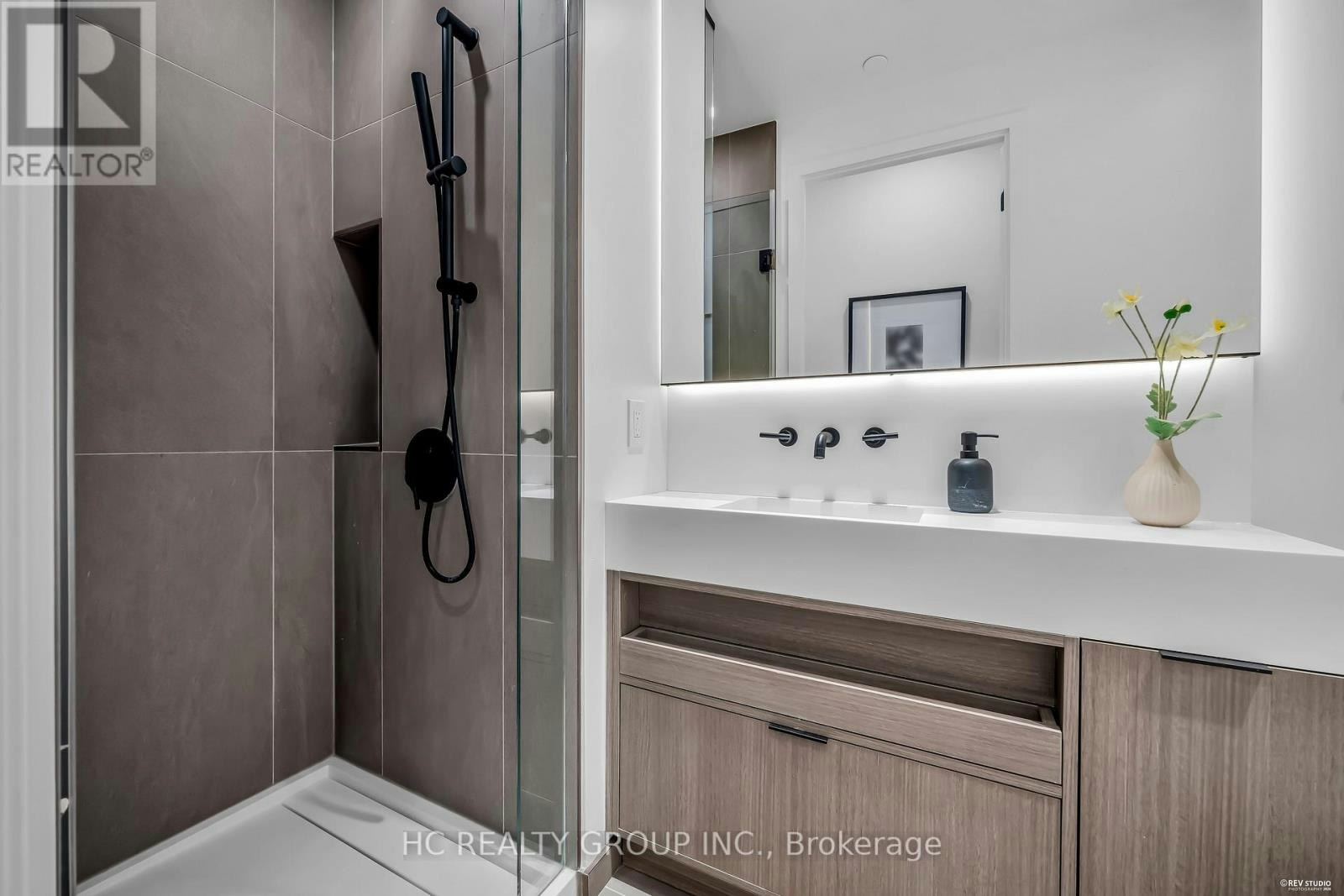 1805-55 Charles Street E, Toronto, ON, M4Y 0J1 - 24
